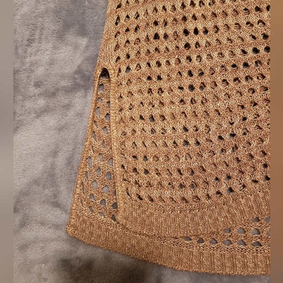 Venus Sparkly Crochet Tunic/Cover-Up Size Small. - Picture 9 of 9